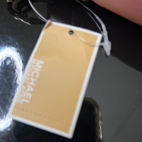 NWT Michael Kors Cara studded pouchette shoulder bag. Comes with a chain… - Picture 8 of 12